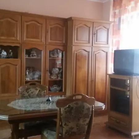 Vila Nely קונסטנצה