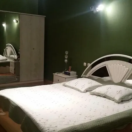 Vila Nely קונסטנצה