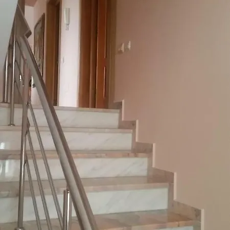 Vila Nely בית הארחה *
